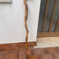 Bastone artigianale in legno – pezzo unico