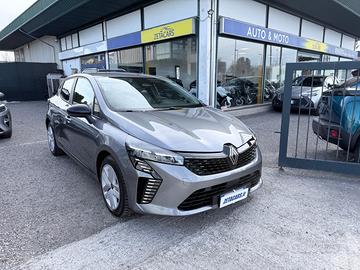 Renault Clio 1.6 E-Tech full hybrid Evolution 145c