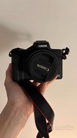 Fotocamera Canon M50 Mark II + Obiettivo Kit + Acc