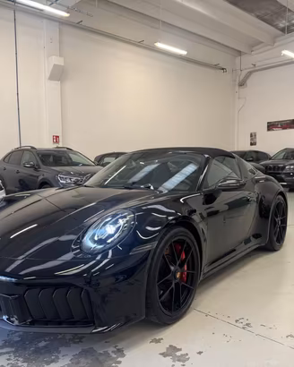 PORSCHE 911 TARGA 4 GTS Cabriolet 541CV KM. 4.95