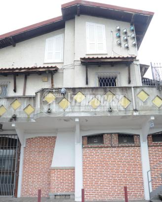 Locale Commerciale a Lipomo 3 locali