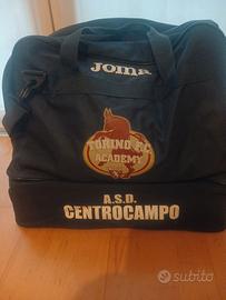 Kit scuola calcio Centrocampo Academia Toro