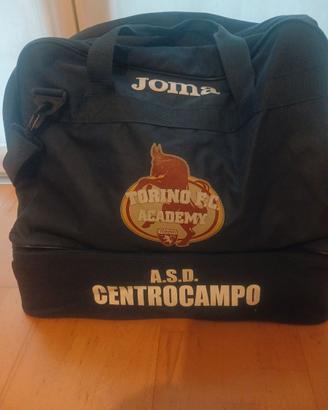 Kit scuola calcio Centrocampo Academia Toro