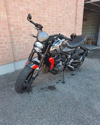 triumph trident 660 2023