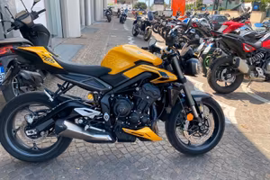 Triumph Street Triple 765 RS - 2024