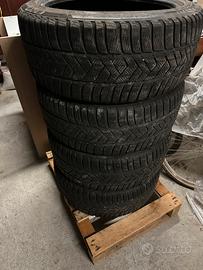 Pirelli Sottozero 235/45 R18