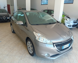 Peugeot 208 1.2 benzina
