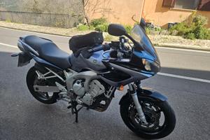 YAMAHA FZ6 FAZER