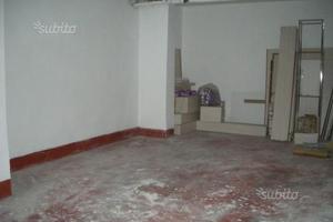 Box garage nel complesso Bruno