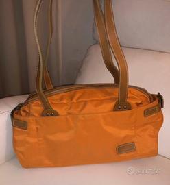 Borsa zippo arancione