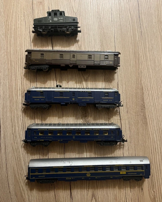 4 Carrozze CIWL (4793/4797) + Locomotiva