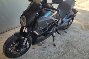 ducati diavel 1200