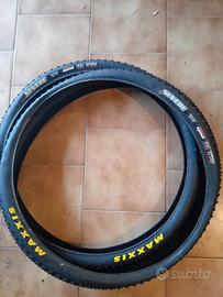 gomme Maxxis 