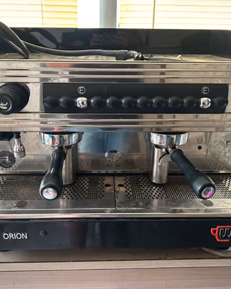 Macchina da caffè semiautomatica 2 gruppi