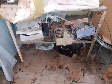 tavolo da lavoro in ferro