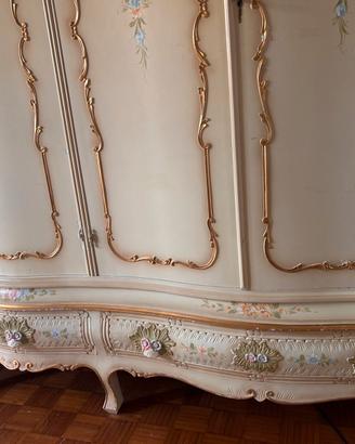 Elegante camera, arredamento  veneziano armadio 