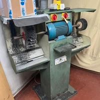 Macchina spazzolatrice/lucidatrice