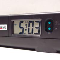 Orologio con sveglia e torcia