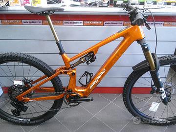 MEGAMO REASON 03 CARBON AXS NEW 2027 AVINOX M2S