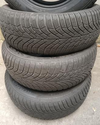 GOMME INVERNALI KUMHO 235/60 R18 107V