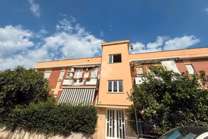 3 LOCALI A TERRACINA