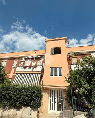 3 LOCALI A TERRACINA