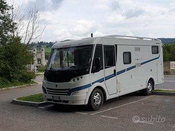 Camper Dethfless Globebus I8
