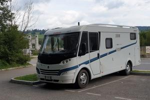Camper Dethfless Globebus I8