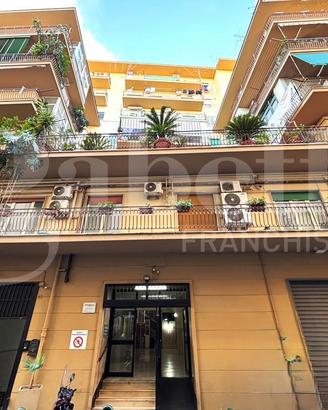Appartamento Napoli [PISACANE395VRG]