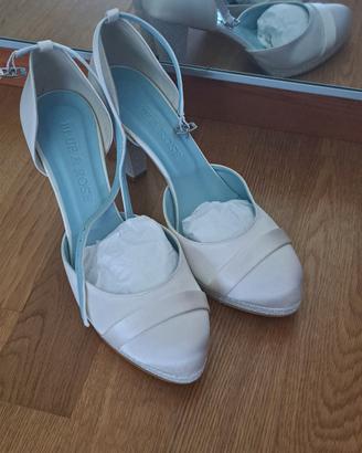 Scarpe con cinturino e glitter sposa 