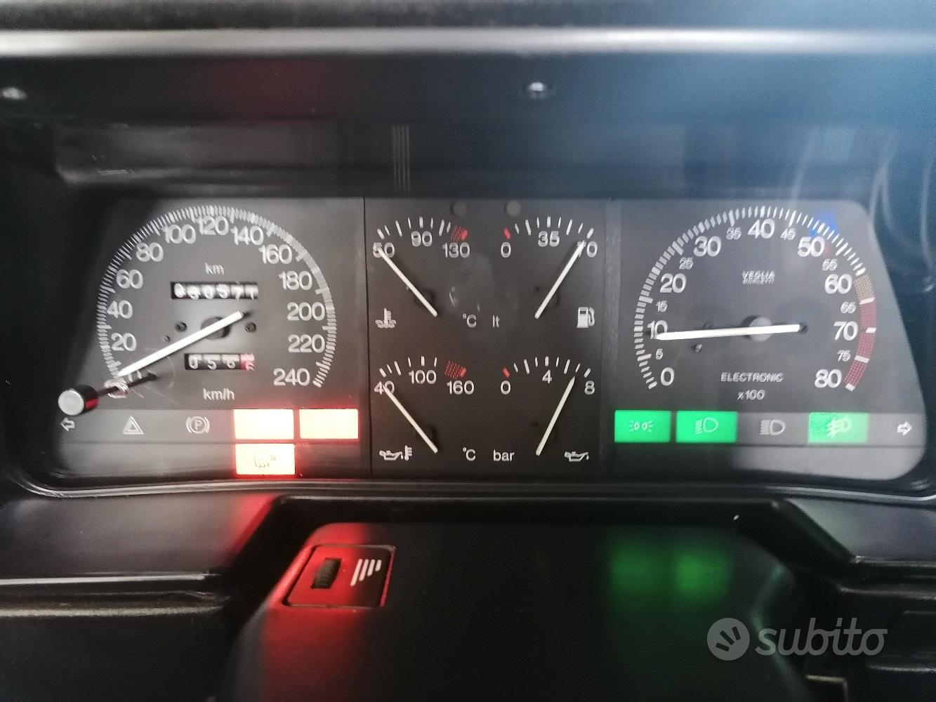 Lancia Thema 1990 photo 2