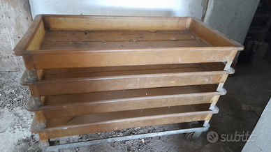 Contenitori in vetroresina