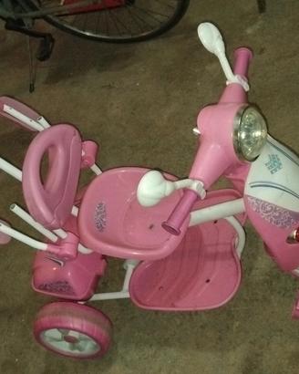 Scooter vespa bambina rosa