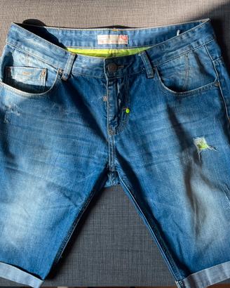 Bermuda Jeans