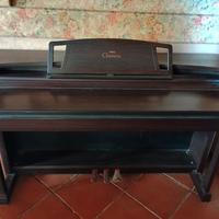 Pianoforte elettrico Yamaha Clavinova CLP-811