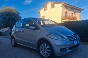MERCEDES CLASSE A W169 - GRIGIA