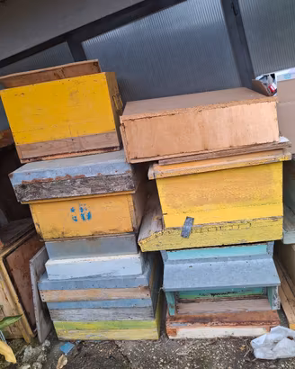 Arnie per allevamento api