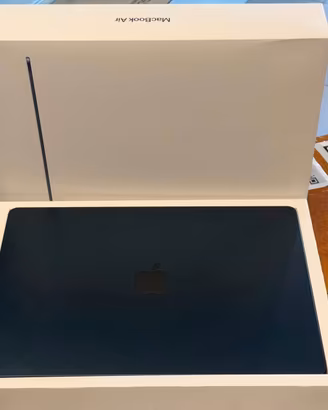 MACBOOK AIR 15(2024) M3  16GB/256GB CON GARANZIA