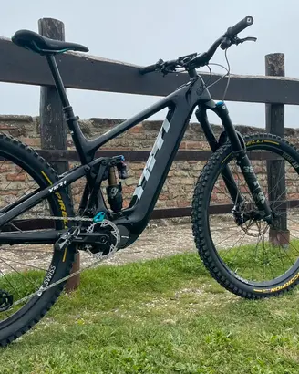 Yeti 160E mod 2025 -1100 km