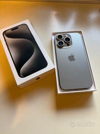 iPhone 15 pro SENZA UN GRAFFIO