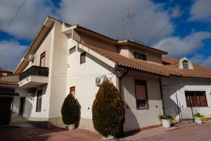 Villa 420 mq in Via Concetto Marchesi