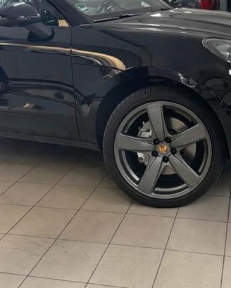 Cerchi 19” Porsche Macan doppia misura