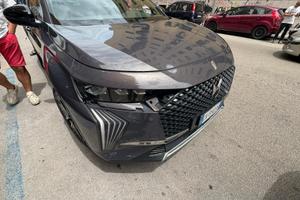 DS AUTOMOBILES DS7 CROSSBACK VAN