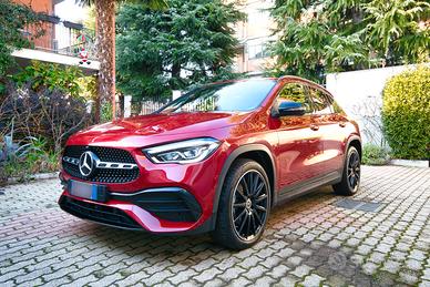 Mercedes - benz GLA 250 e AMG Line PREMIUM