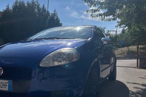 FIAT Grande Punto - 2009