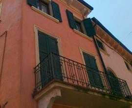 Stanza per 2 studentesse
