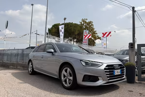 Audi A4 Avant 35 TFSI S tronic Business Advanced