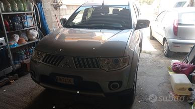 MITSUBISHI L200 NUOVISSIMA