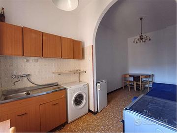 Luce, Vista e Comodità: il tuo nuovo rifugio a Cev