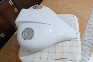 Serbatoio 16 litri in VTR per Honda Shadow VT 600